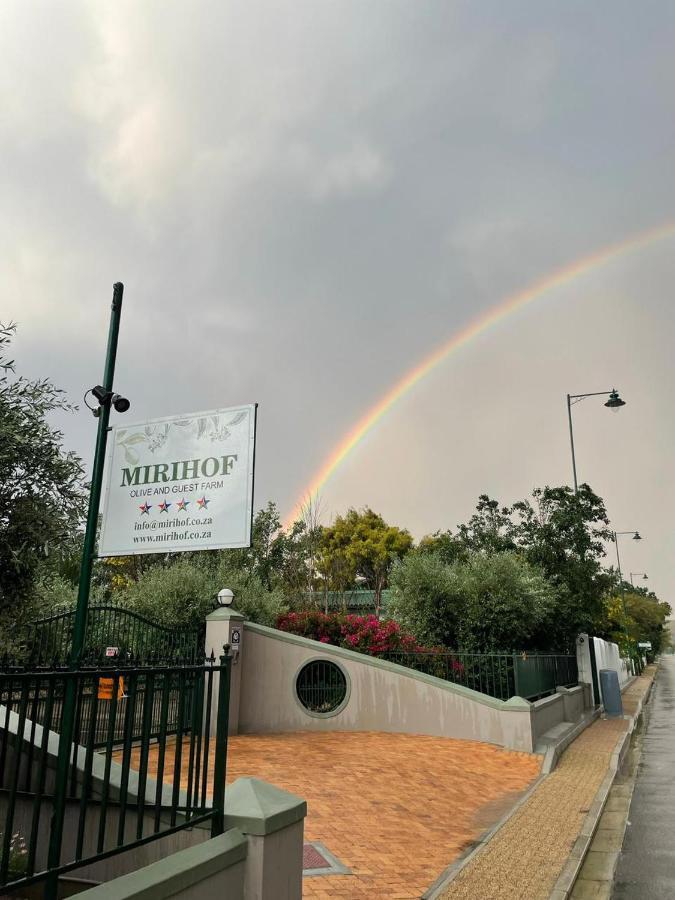 Mirihof Retreat And Olive Estate Hotel Montagu Buitenkant foto