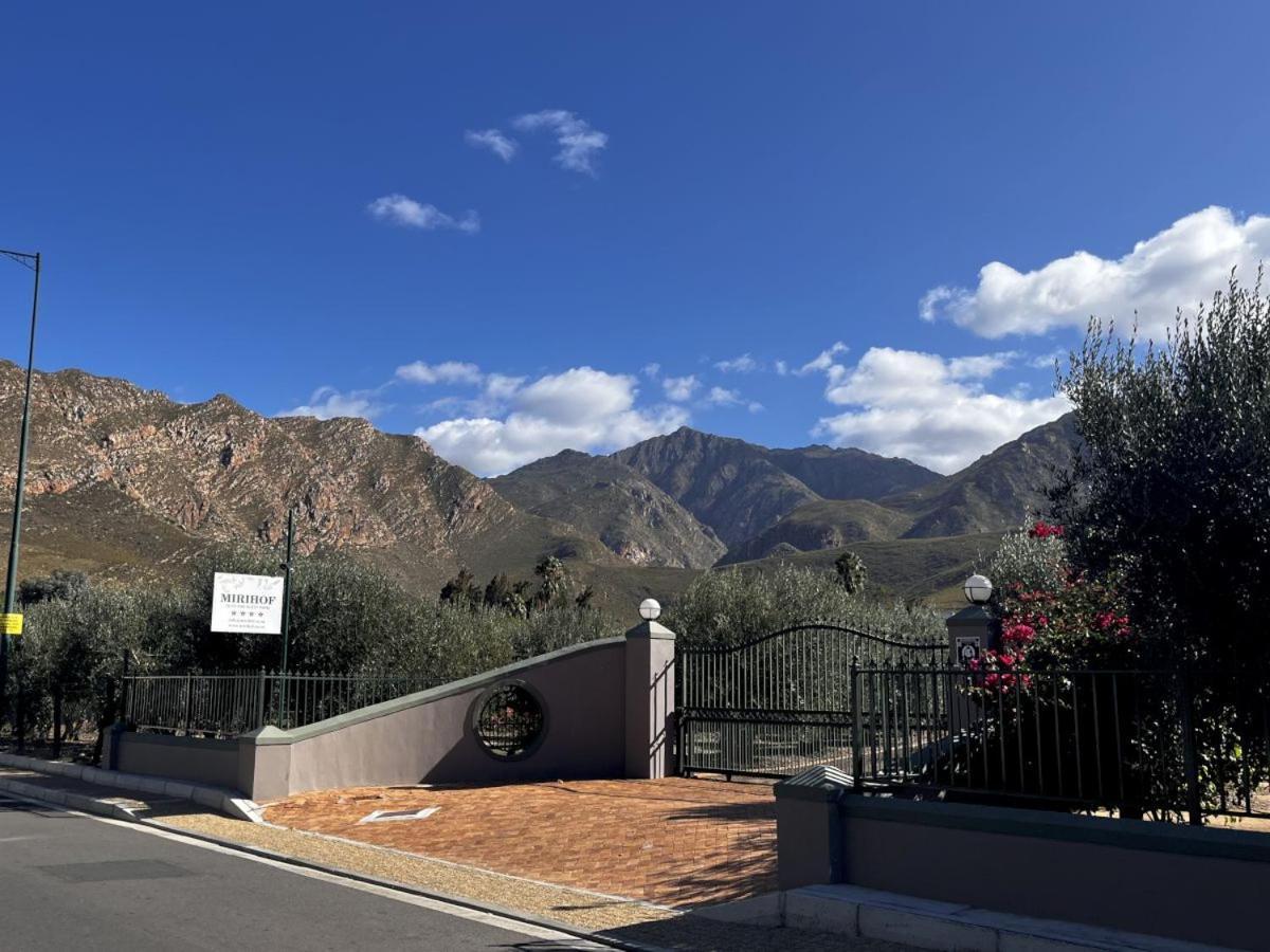 Mirihof Retreat And Olive Estate Hotel Montagu Buitenkant foto